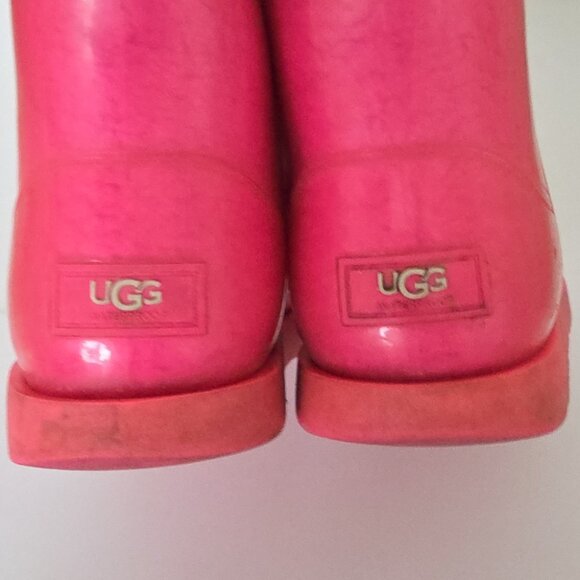 UGG | Classic Clear Mini Dragon Fruit Pink Waterproof Rain Boots Size 4 - Picture 5 of 7
